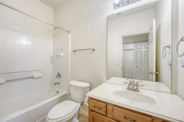 $2,600 | 148 Hoot Owl Lane North, Leander, TX 78641