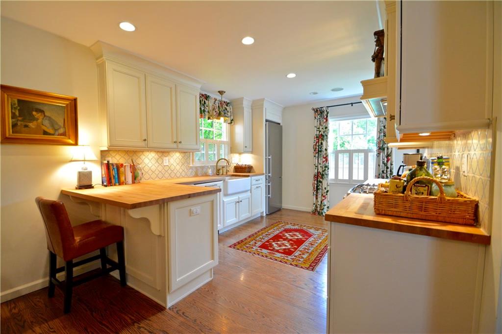 206 Arden Drive Indianapolis, IN 46220 - Photo 8 of 24