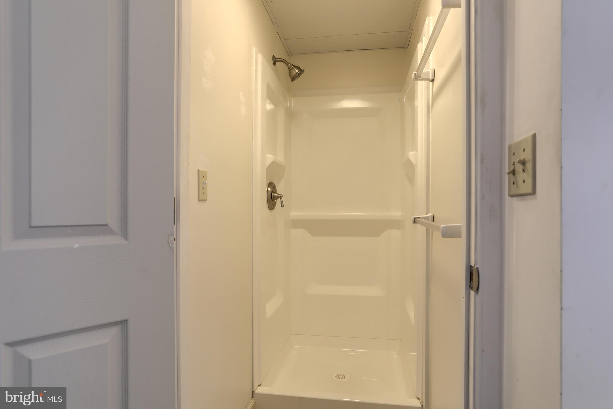 1 Southfield Road Lebanon, PA 17042 - Photo 9 of 40 Main level walk in shower