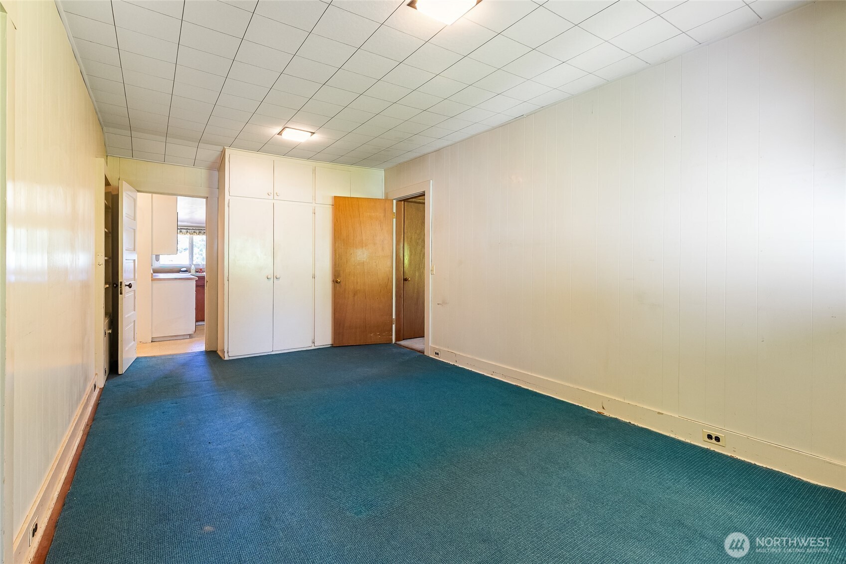 4535 Cable Street Bellingham, WA 98229 - Photo 15 of 31 a view of empty room with wooden floor