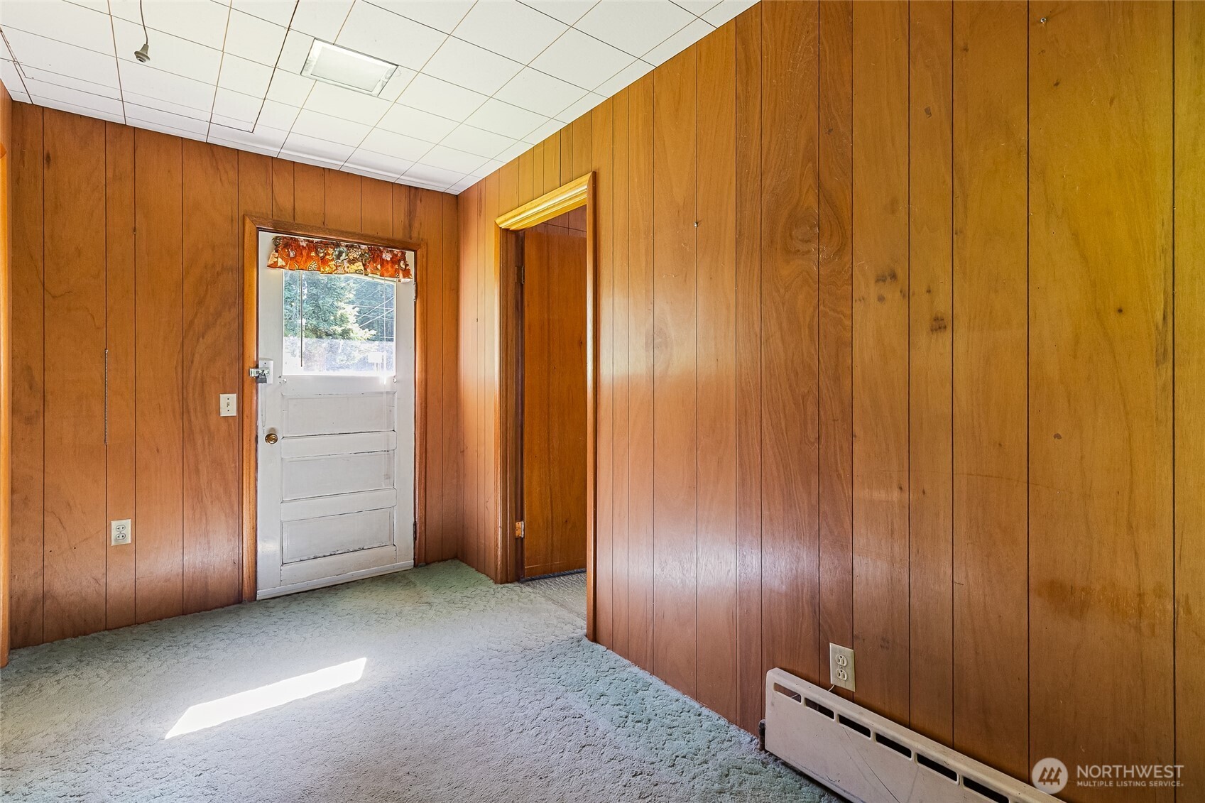 4535 Cable Street Bellingham, WA 98229 - Photo 19 of 31 a view of an empty room with a window