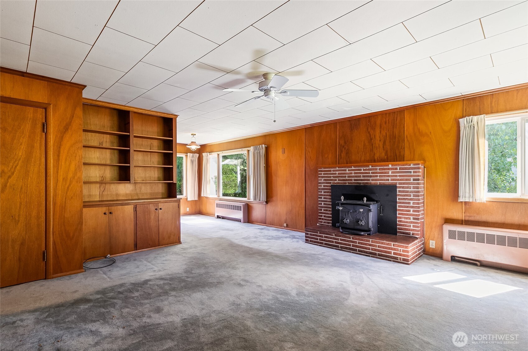 4535 Cable Street Bellingham, WA 98229 - Photo 3 of 31