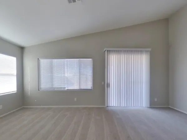 $2,079 | 2836 South 66th Avenue, Phoenix, AZ 85043