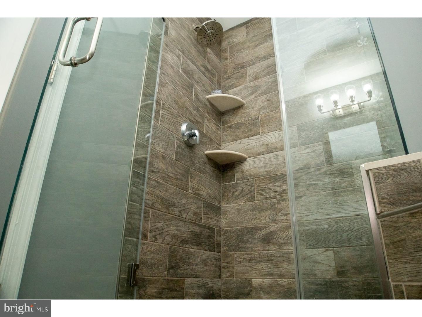 14 Bryce Road Berlin, NJ 08009 - Photo 17 of 21 Master Bathroom