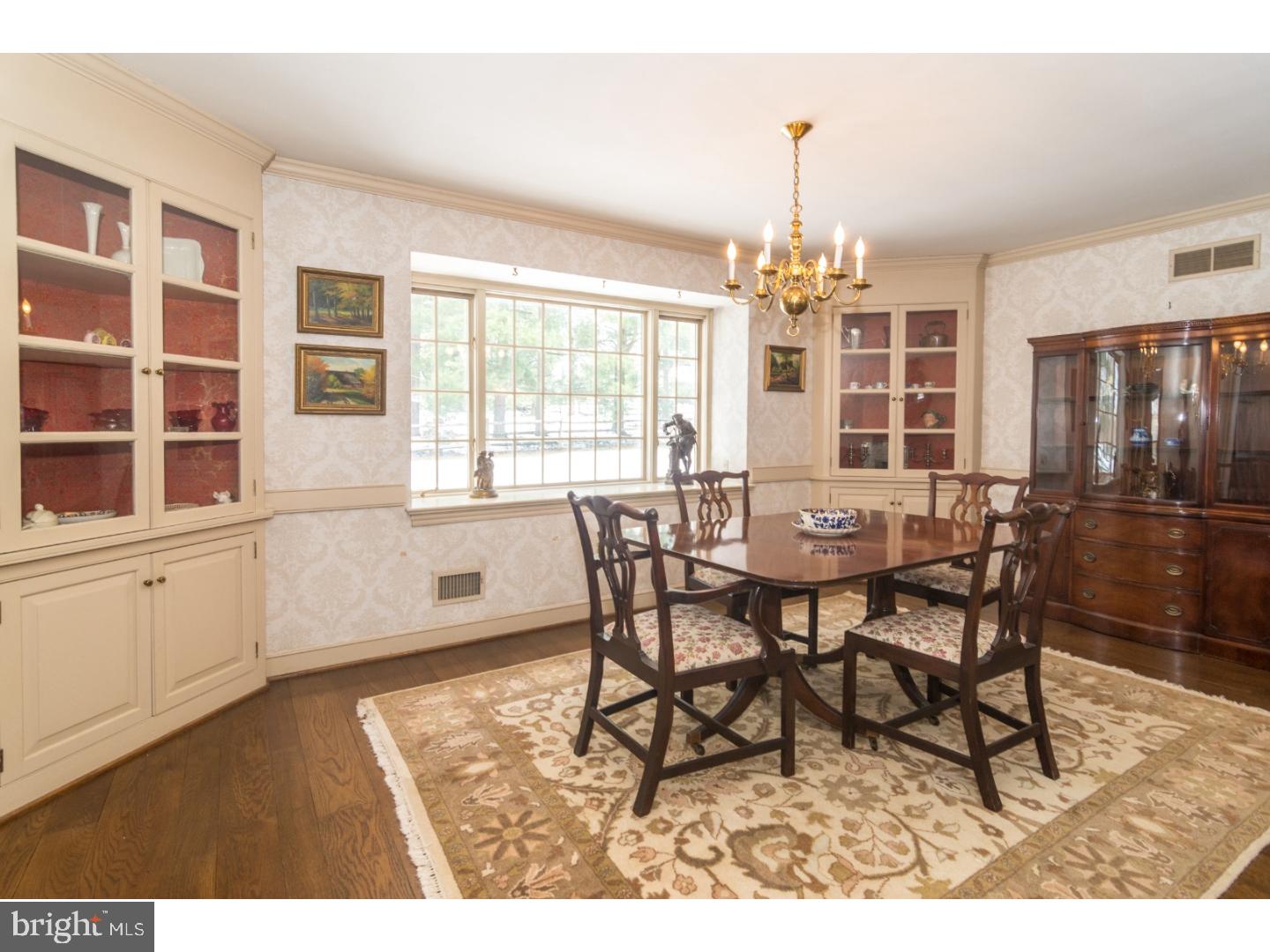 1425 Township Line Road Ambler, PA 19002 - Photo 7 of 23 Dining Room