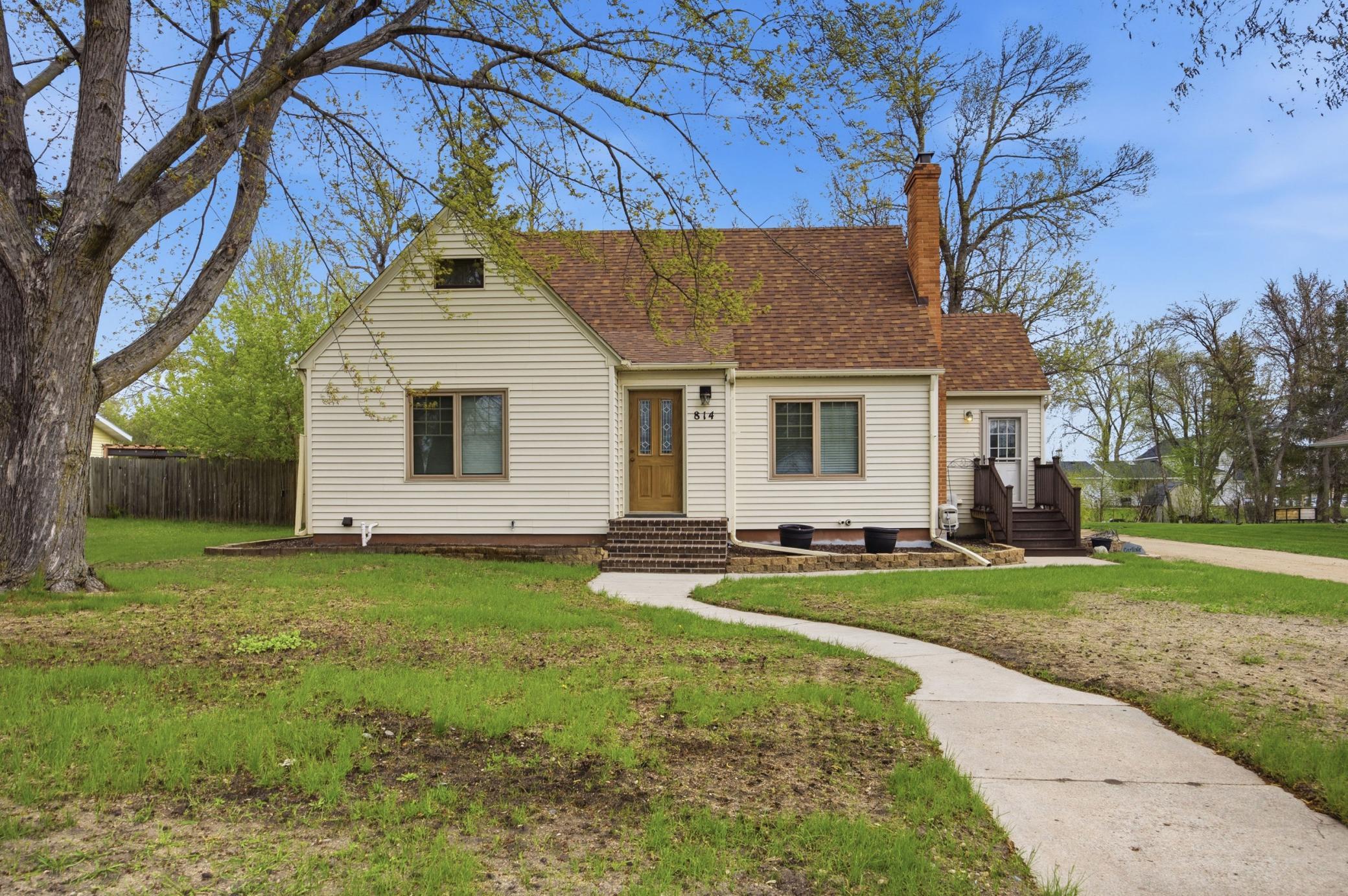 814 Joseph Street Hawley, MN 56549 - Photo 2 of 28