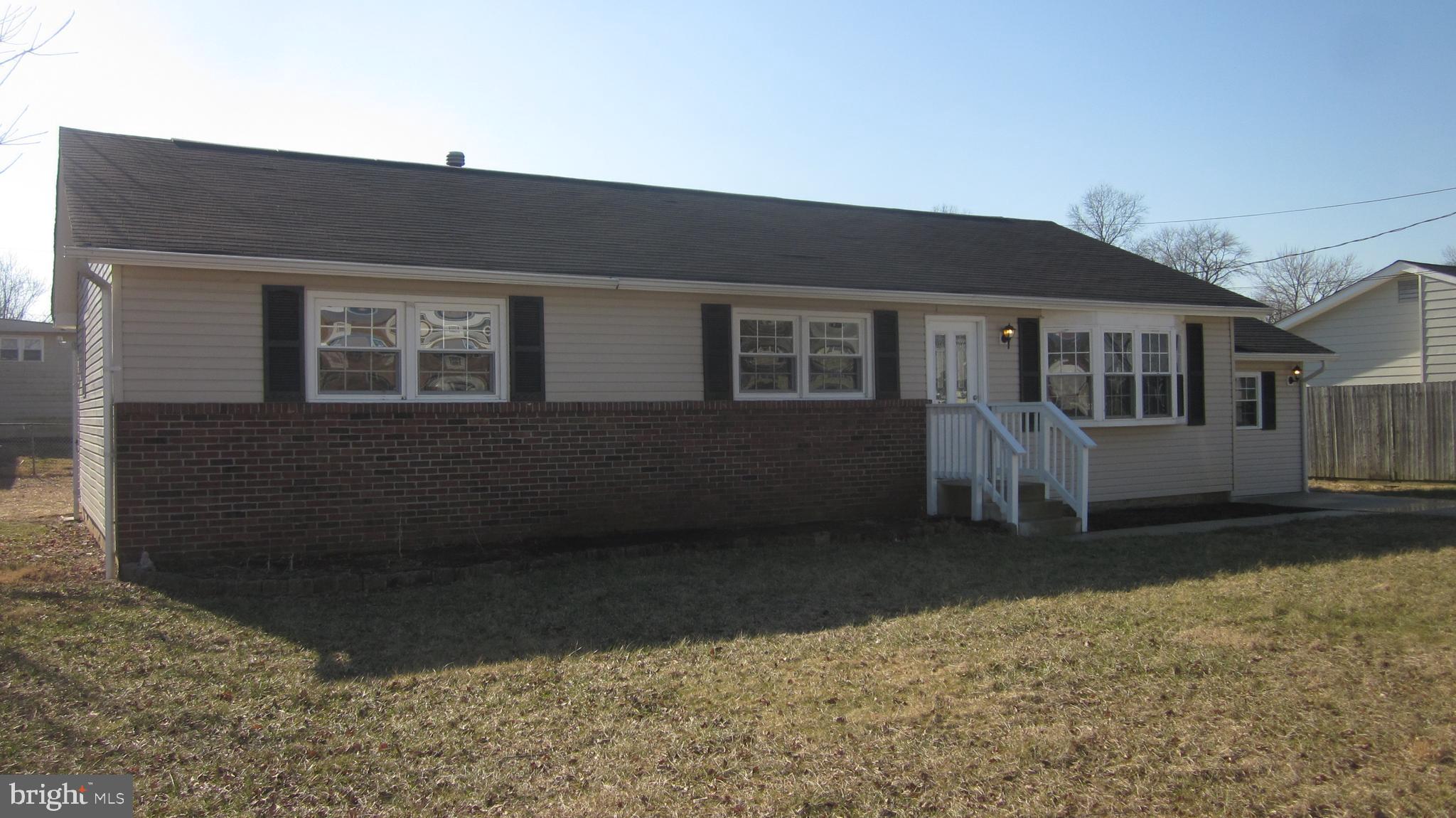 29 Eaton Road Pennsville, NJ 08070 - Photo 4 of 23