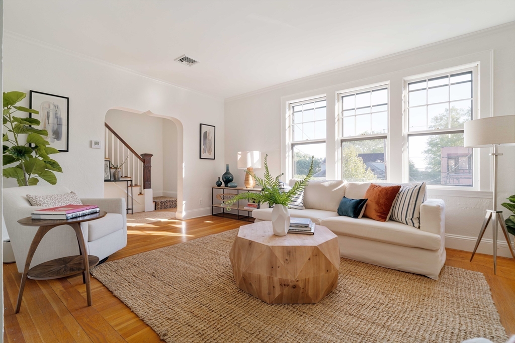 144 Jordan Road Brookline, MA 02446 - Photo 2 of 29 Gallery Image 2