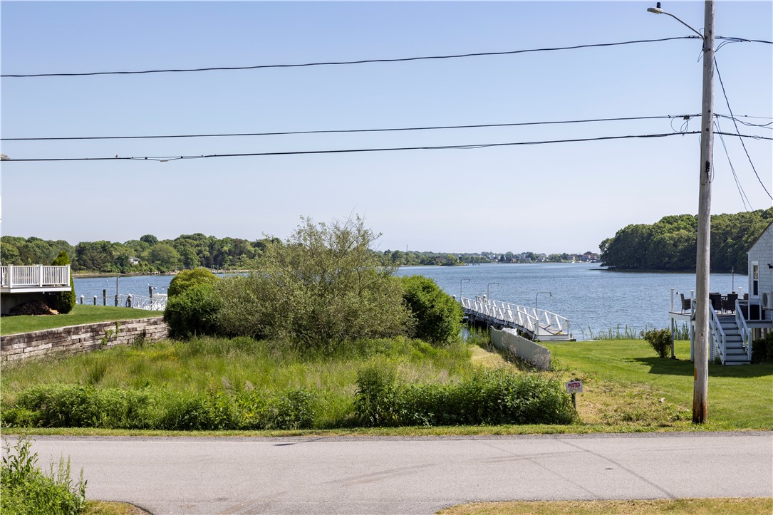 43 Flintstone Road Narragansett, RI 02882 - Photo 5 of 34