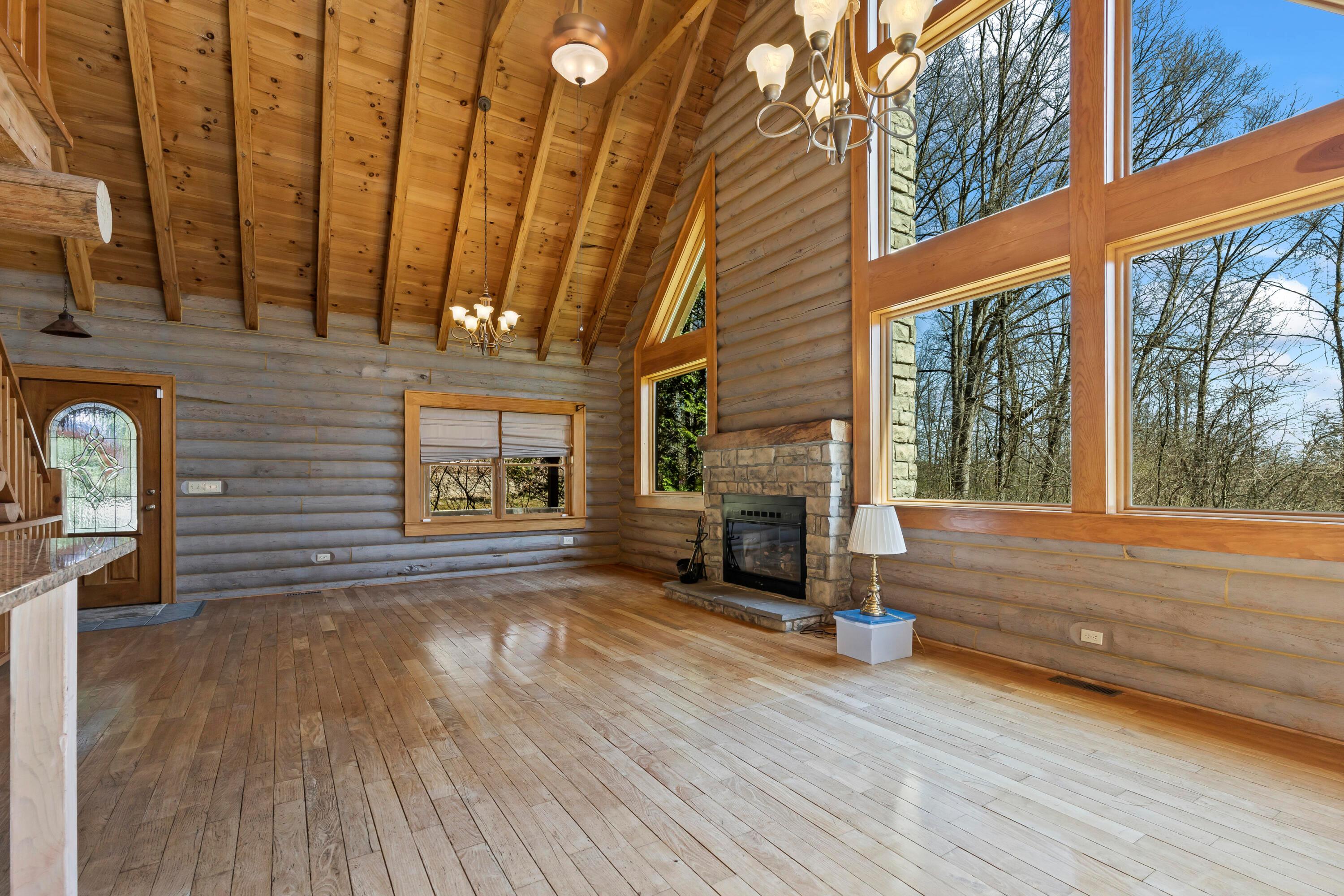 7700 Ballou Road Newark, OH 43056 - Photo 6 of 78 6. Great Room