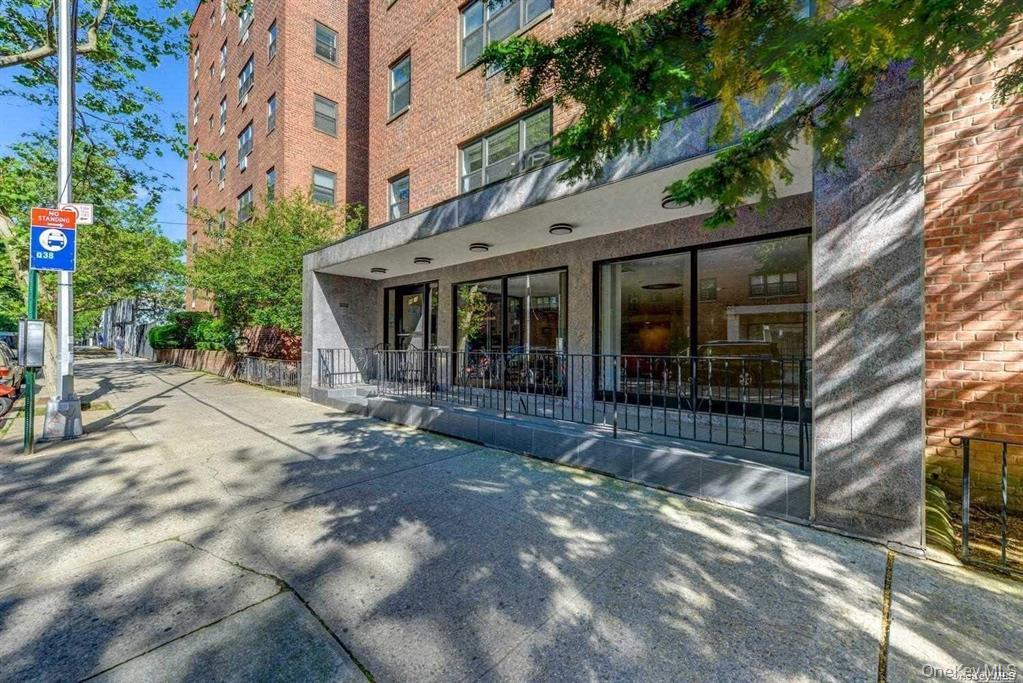 99-10 60th Avenue, Unit 2L Queens, NY 11368 - Photo 2 of 23