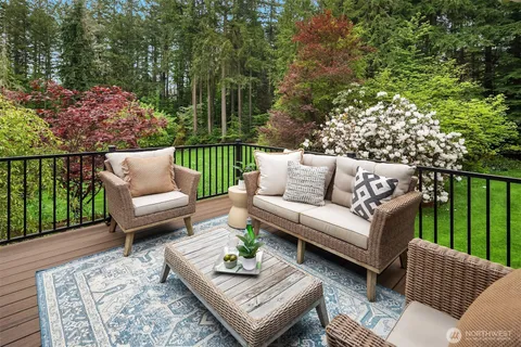 $2,075,000 | 22619 87th Avenue Southeast, Woodinville, WA 98077