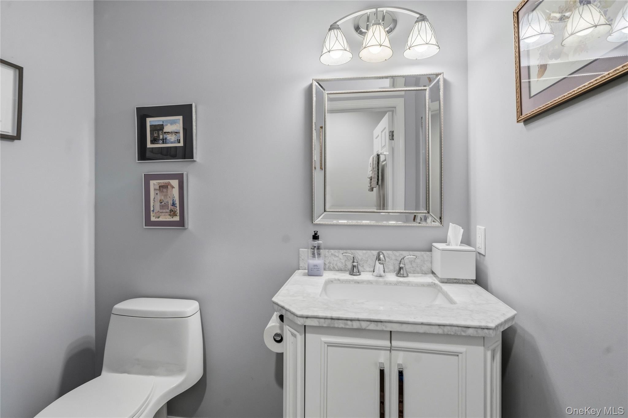 34 Admiral Road Massapequa, NY 11758 - Photo 19 of 32