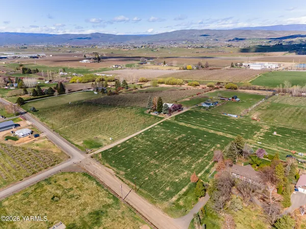 $650,000 | Nna Nna Nelson Rd Avenue West, Yakima, WA 98903