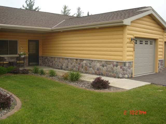 309 Christopher Street, Unit 5 Eagle River, WI 54521 - Photo 16 of 19 Gallery Image 16