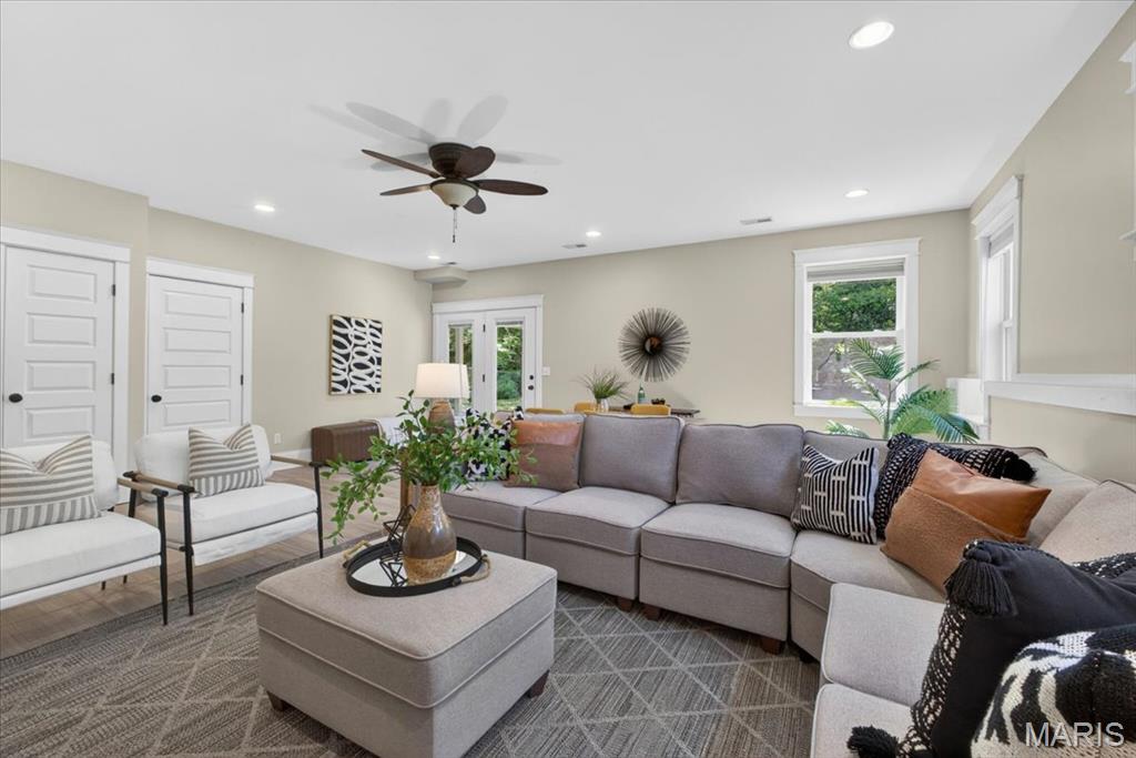 424 Spring Avenue Webster Groves, MO 63119 - Photo 23 of 34