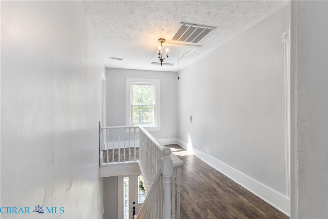 9239 Farys Mill Road Gloucester, VA 23061 - Photo 14 of 38