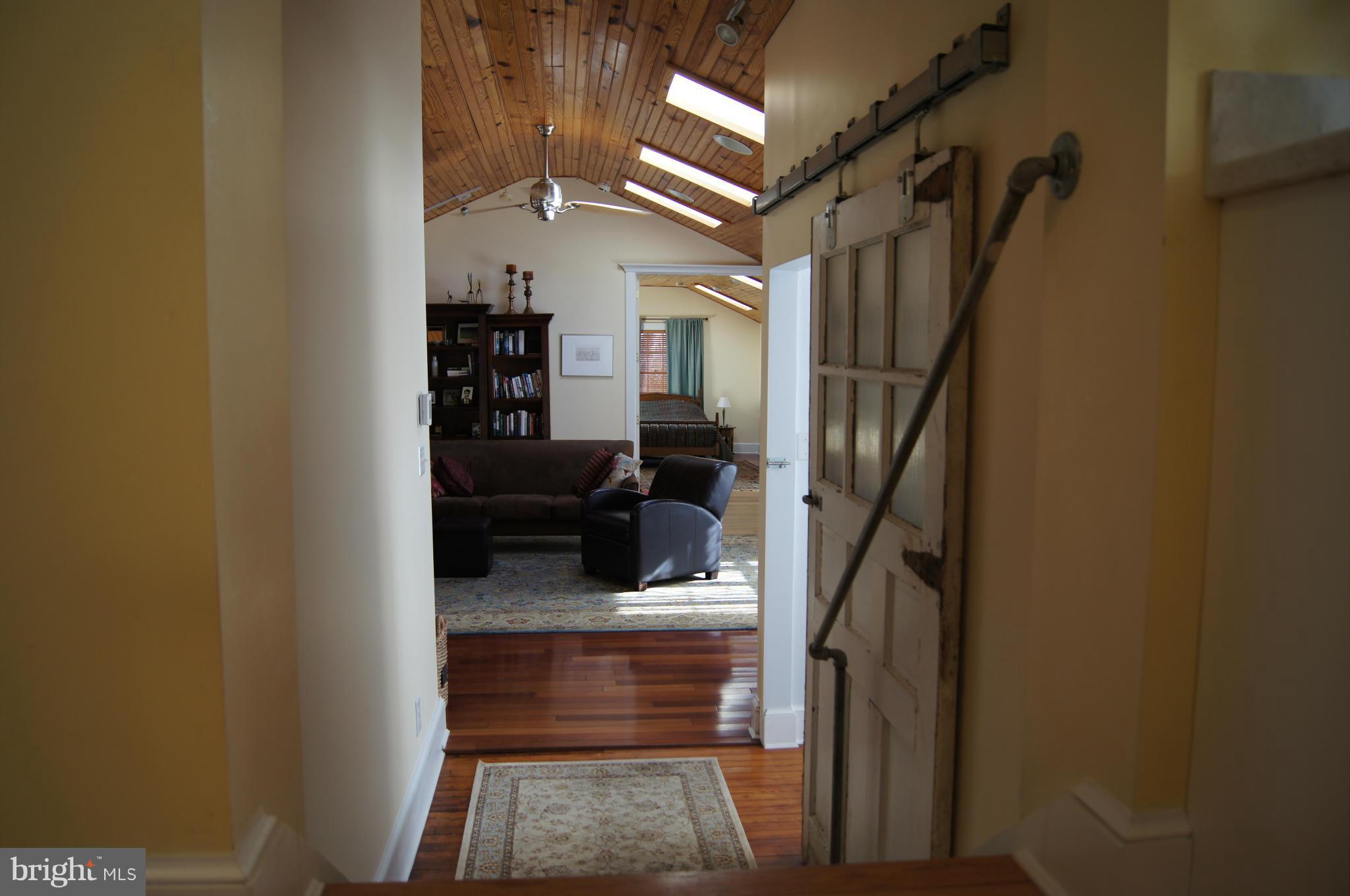 6521 Maplewood Road Baltimore, MD 21212 - Photo 19 of 30 View from kitchen to family room