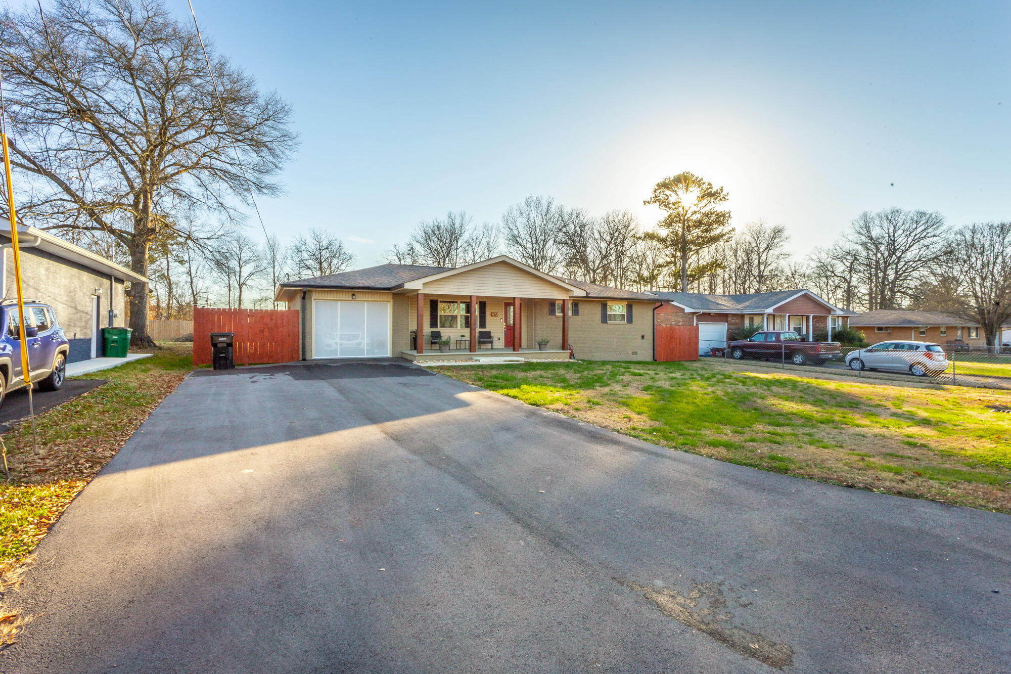 472 Steele Road Rossville, GA 30741 - Photo 29 of 31 Driveway