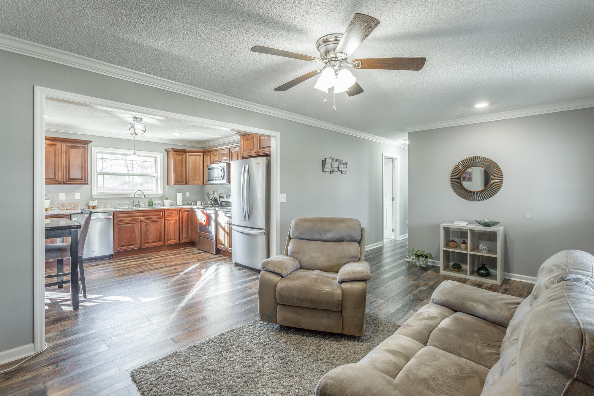 472 Steele Road Rossville, GA 30741 - Photo 5 of 31 Living room