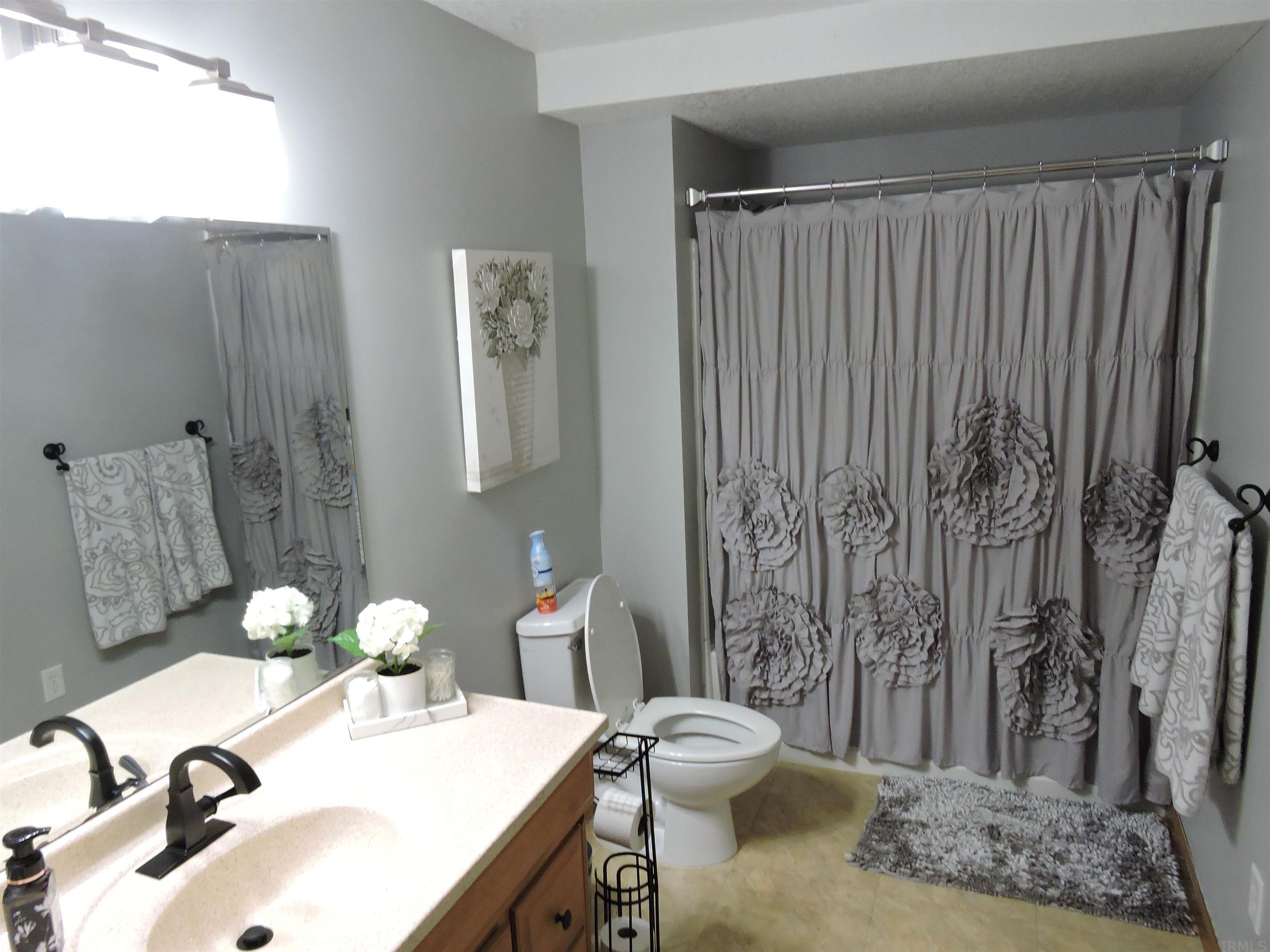 8314 Stand Ridge Run Fort Wayne, IN 46825 - Photo 27 of 36 Gallery Image 27