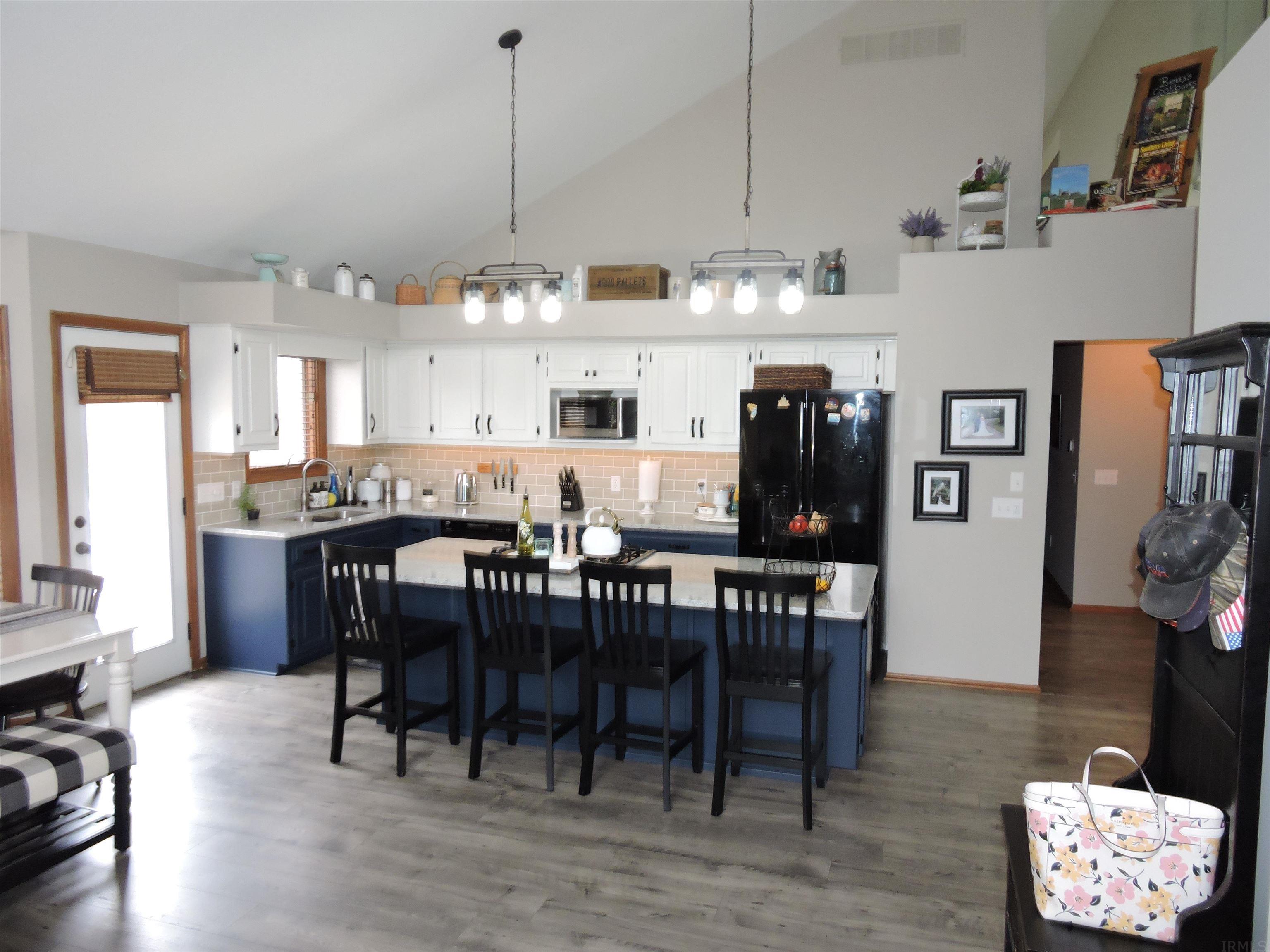 8314 Stand Ridge Run Fort Wayne, IN 46825 - Photo 3 of 36 Gallery Image 3
