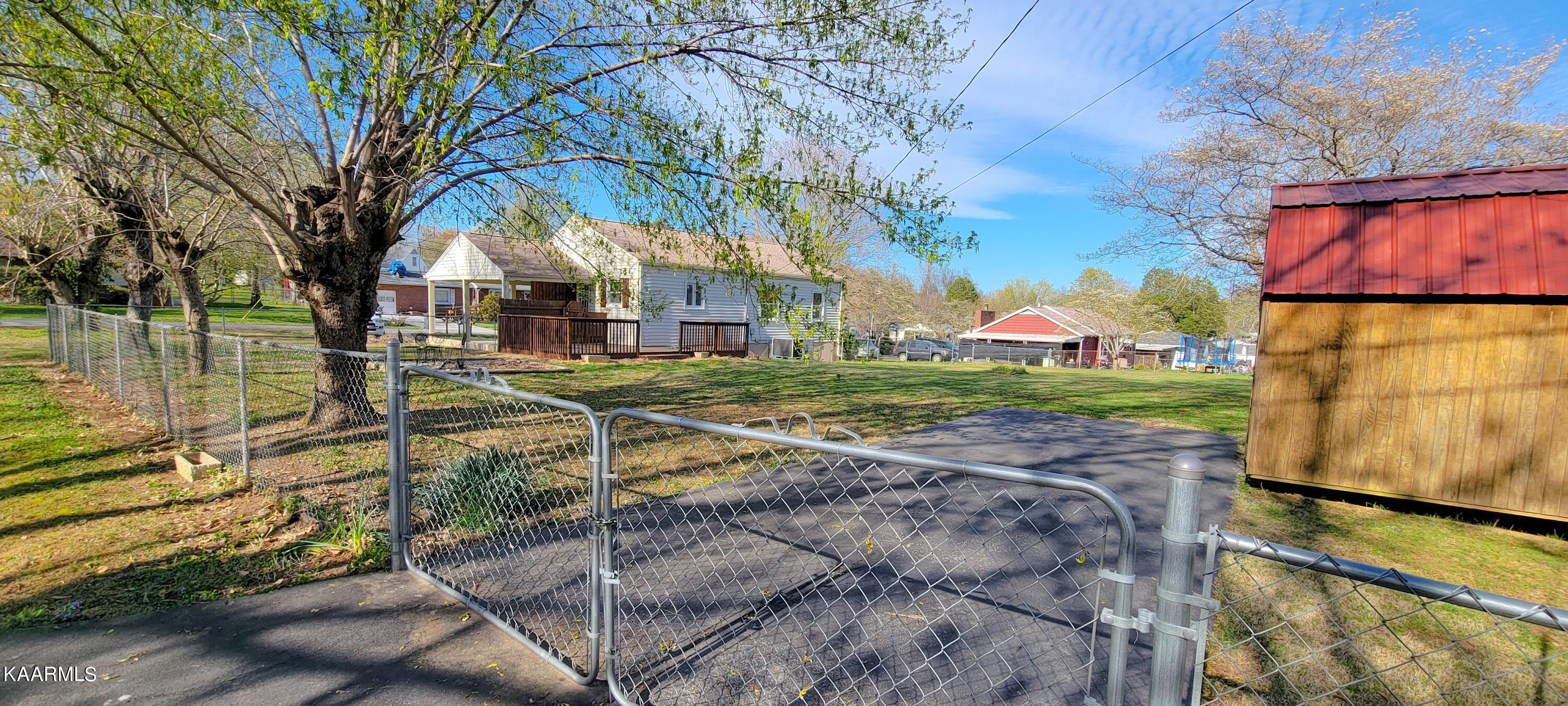 2100 Norvell Drive Knoxville, TN 37918 - Photo 31 of 40 20230329_171516