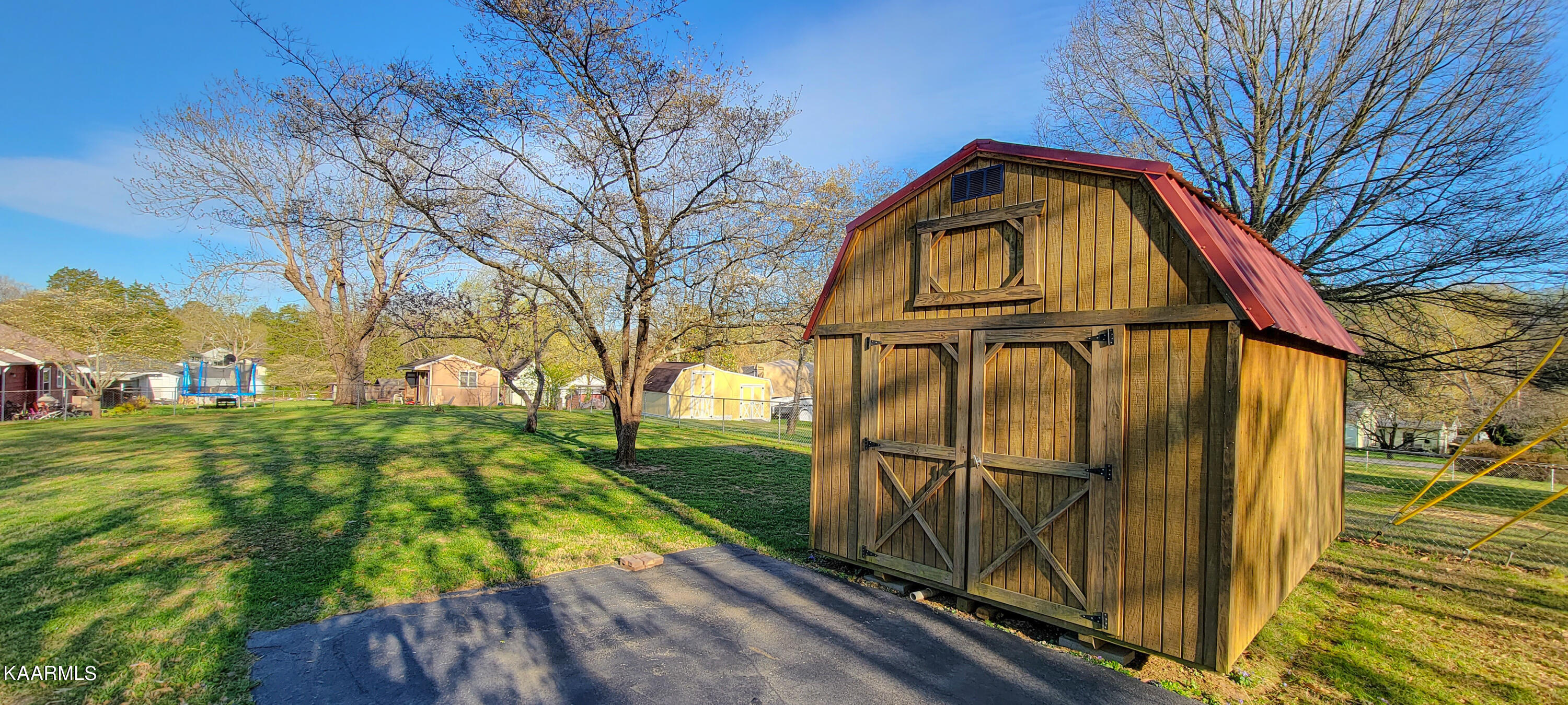 2100 Norvell Drive Knoxville, TN 37918 - Photo 34 of 40 20230329_181427