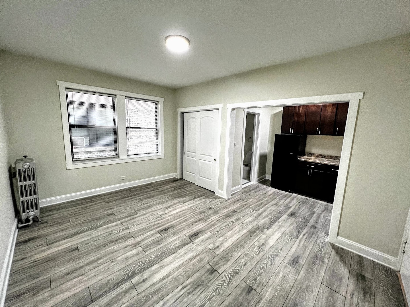 839 West Sheridan Road, Unit 422 Chicago, IL 60613 - Photo 5 of 10