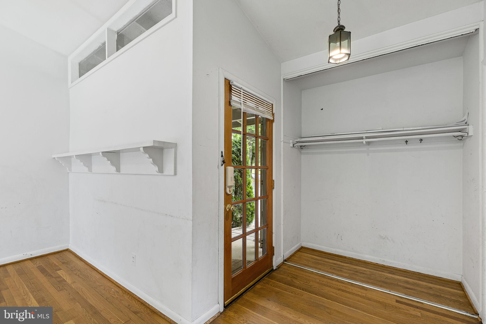 6540 Kerns Road Falls Church, VA 22044 - Photo 11 of 37 Gallery Image 11