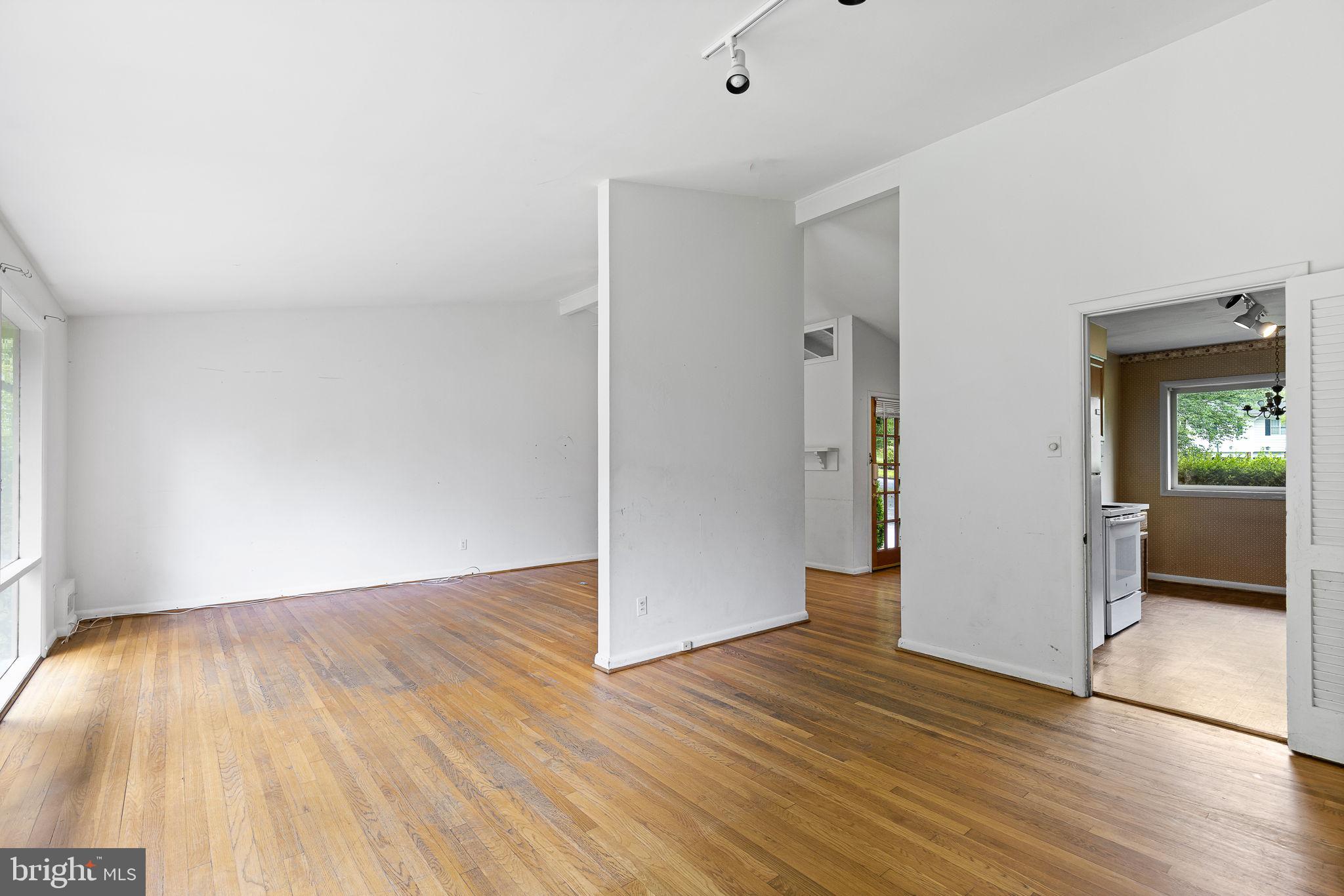 6540 Kerns Road Falls Church, VA 22044 - Photo 13 of 37 Gallery Image 13