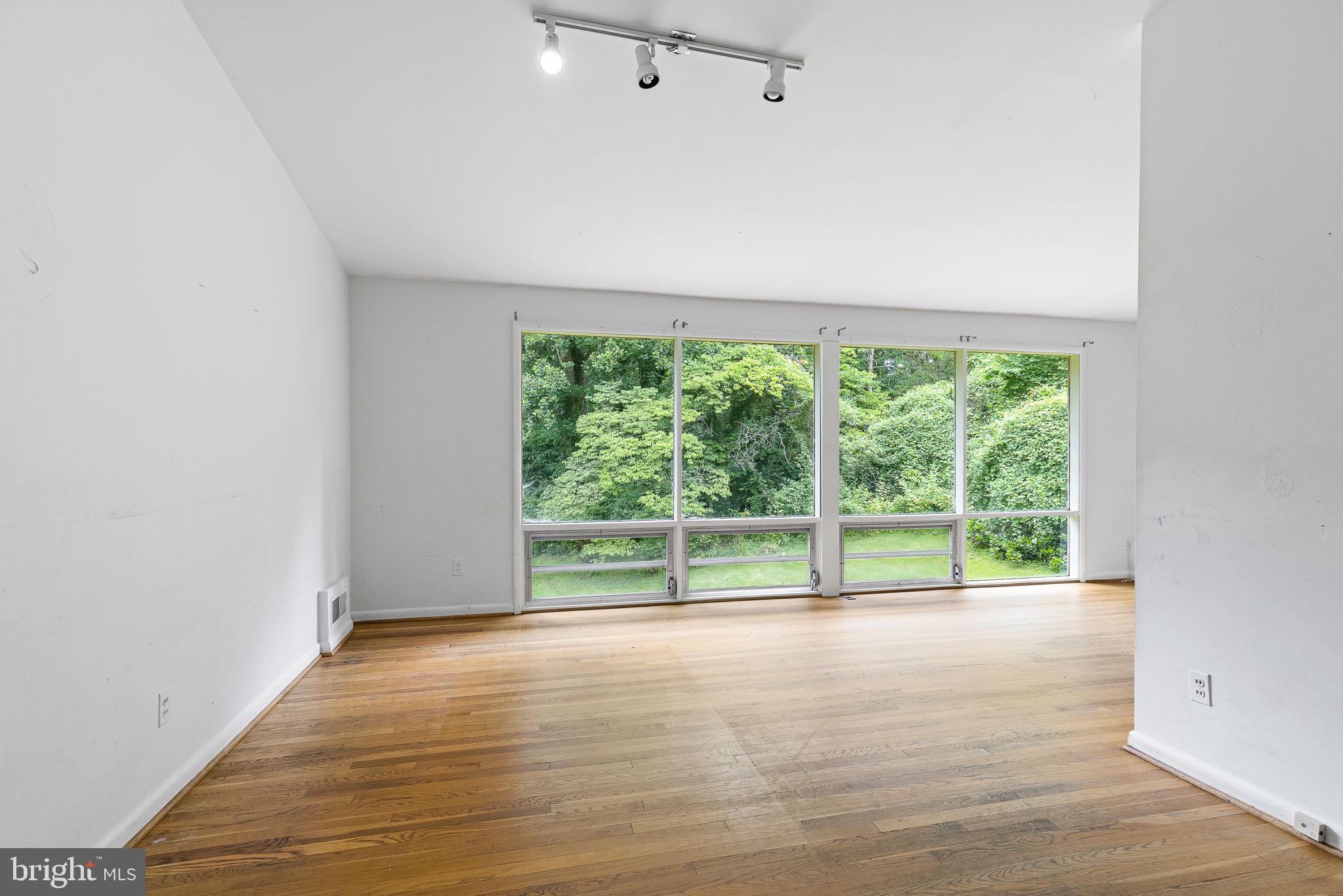 6540 Kerns Road Falls Church, VA 22044 - Photo 14 of 37 Gallery Image 14