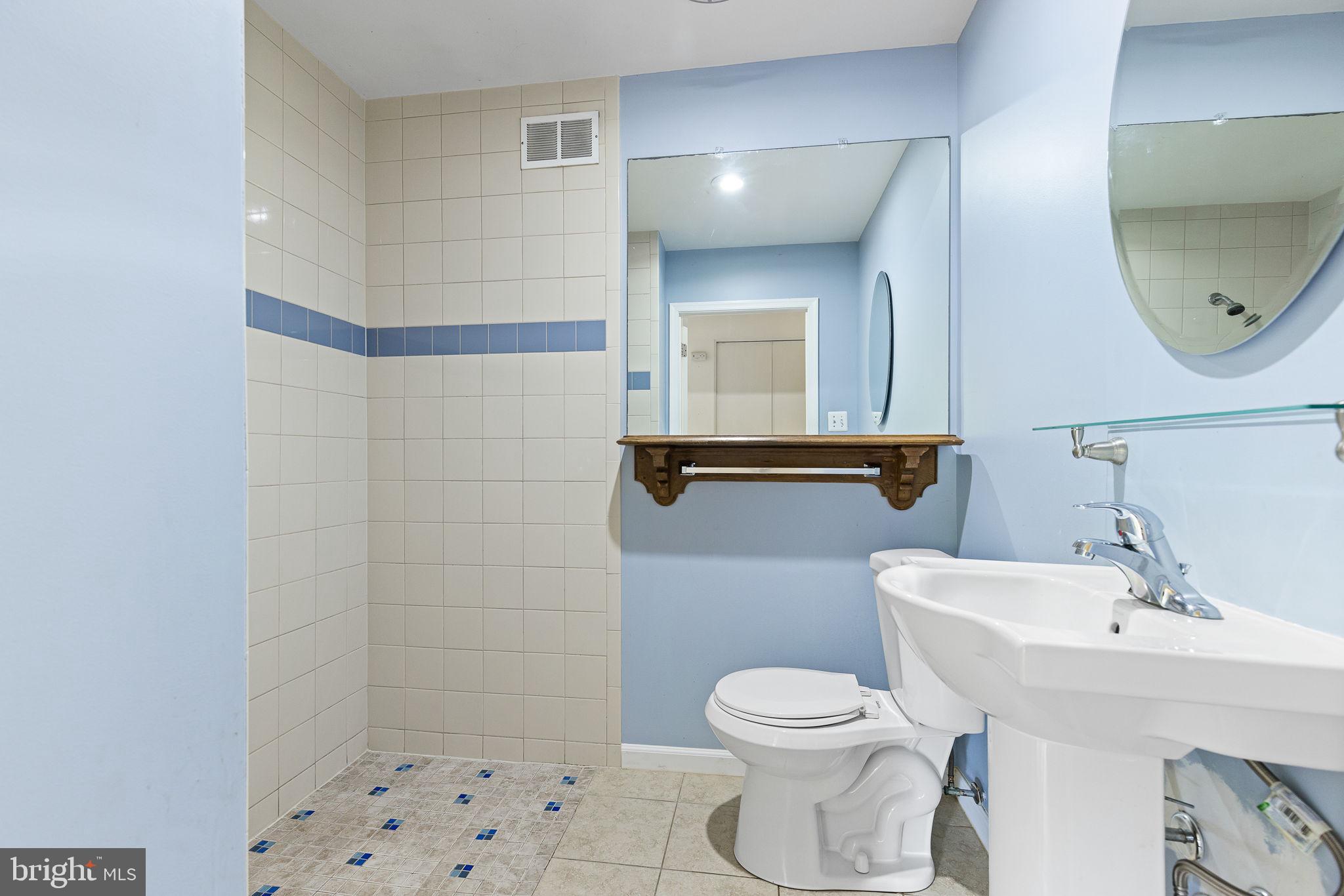 6540 Kerns Road Falls Church, VA 22044 - Photo 23 of 37 Gallery Image 23