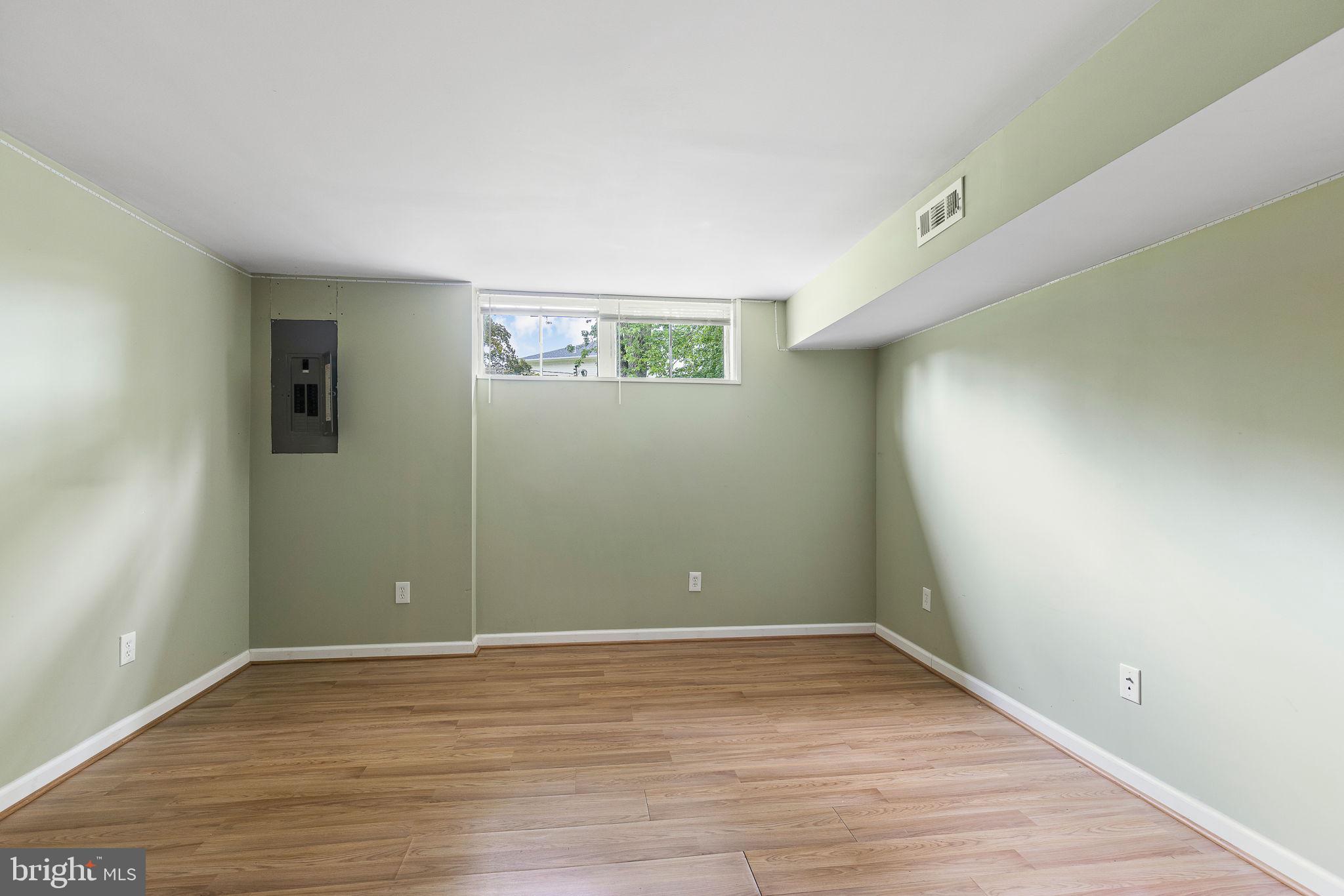 6540 Kerns Road Falls Church, VA 22044 - Photo 27 of 37 Gallery Image 27