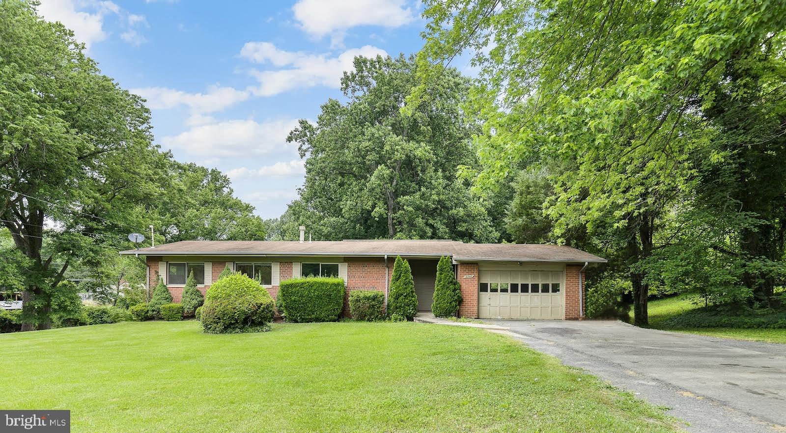 6540 Kerns Road Falls Church, VA 22044 - Photo 35 of 37 Gallery Image 35