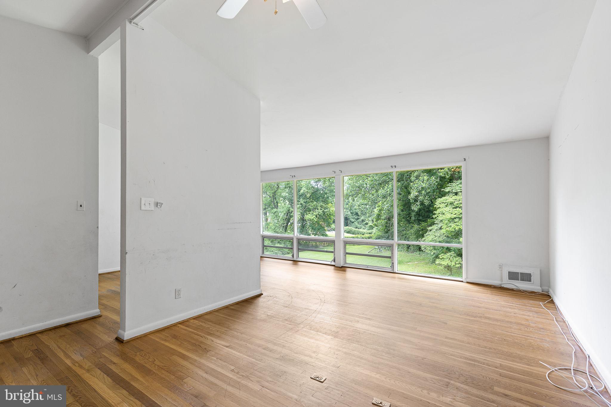 6540 Kerns Road Falls Church, VA 22044 - Photo 4 of 37 Gallery Image 4