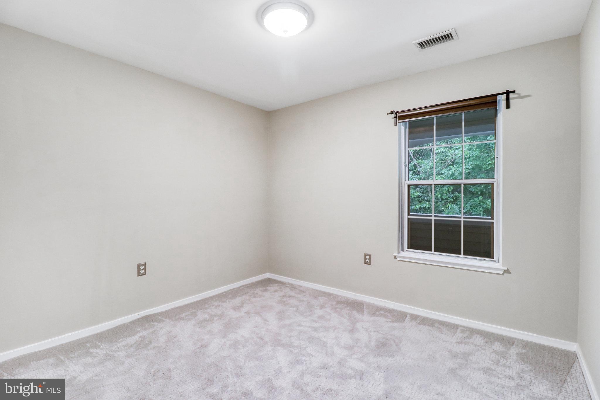 7707 Lexton Place, Unit 44 Springfield, VA 22152 - Photo 32 of 47