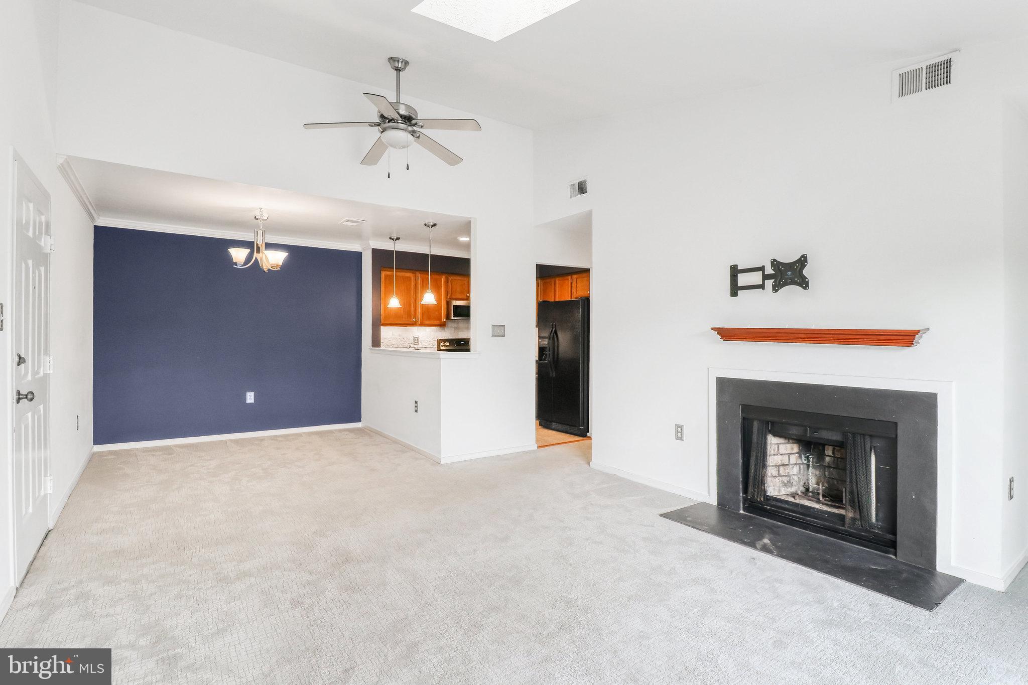 7707 Lexton Place, Unit 44 Springfield, VA 22152 - Photo 4 of 47