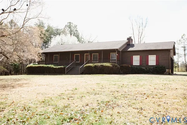 $389,800 | 111 Poplar Hill Drive, Farmville, VA 23901