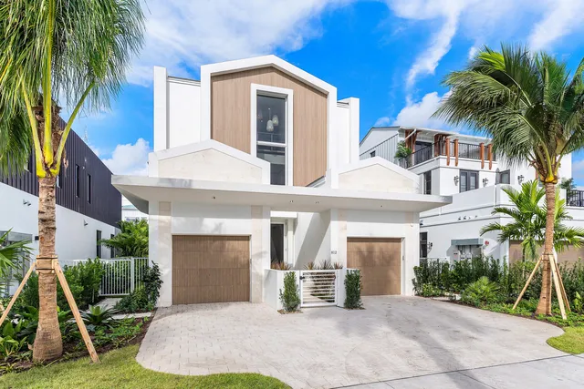 $5,495,000 | 812 Palm Trail, Delray Beach, FL 33483