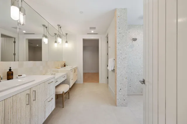 $5,495,000 | 812 Palm Trail, Delray Beach, FL 33483