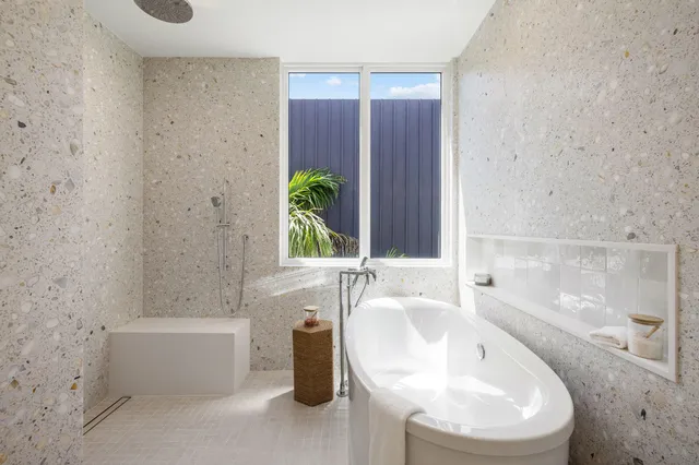 $5,495,000 | 812 Palm Trail, Delray Beach, FL 33483