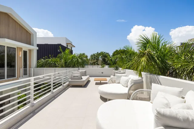 $5,495,000 | 812 Palm Trail, Delray Beach, FL 33483