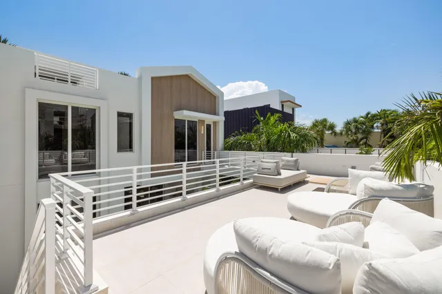 $5,495,000 | 812 Palm Trail, Delray Beach, FL 33483