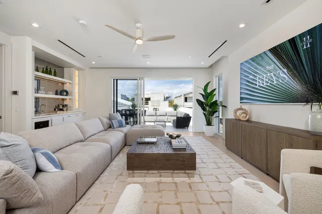 $5,495,000 | 812 Palm Trail, Delray Beach, FL 33483