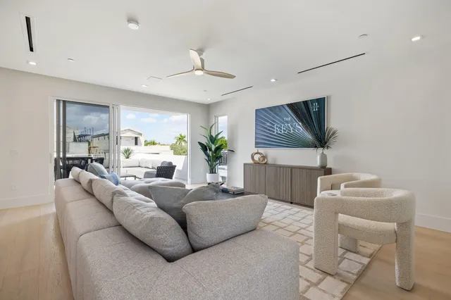 $5,495,000 | 812 Palm Trail, Delray Beach, FL 33483