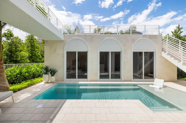 $5,495,000 | 812 Palm Trail, Delray Beach, FL 33483