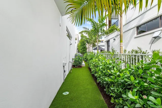 $5,495,000 | 812 Palm Trail, Delray Beach, FL 33483