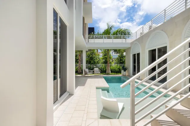 $5,495,000 | 812 Palm Trail, Delray Beach, FL 33483
