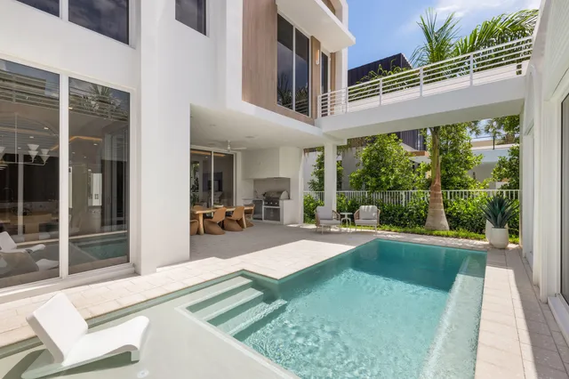 $5,495,000 | 812 Palm Trail, Delray Beach, FL 33483